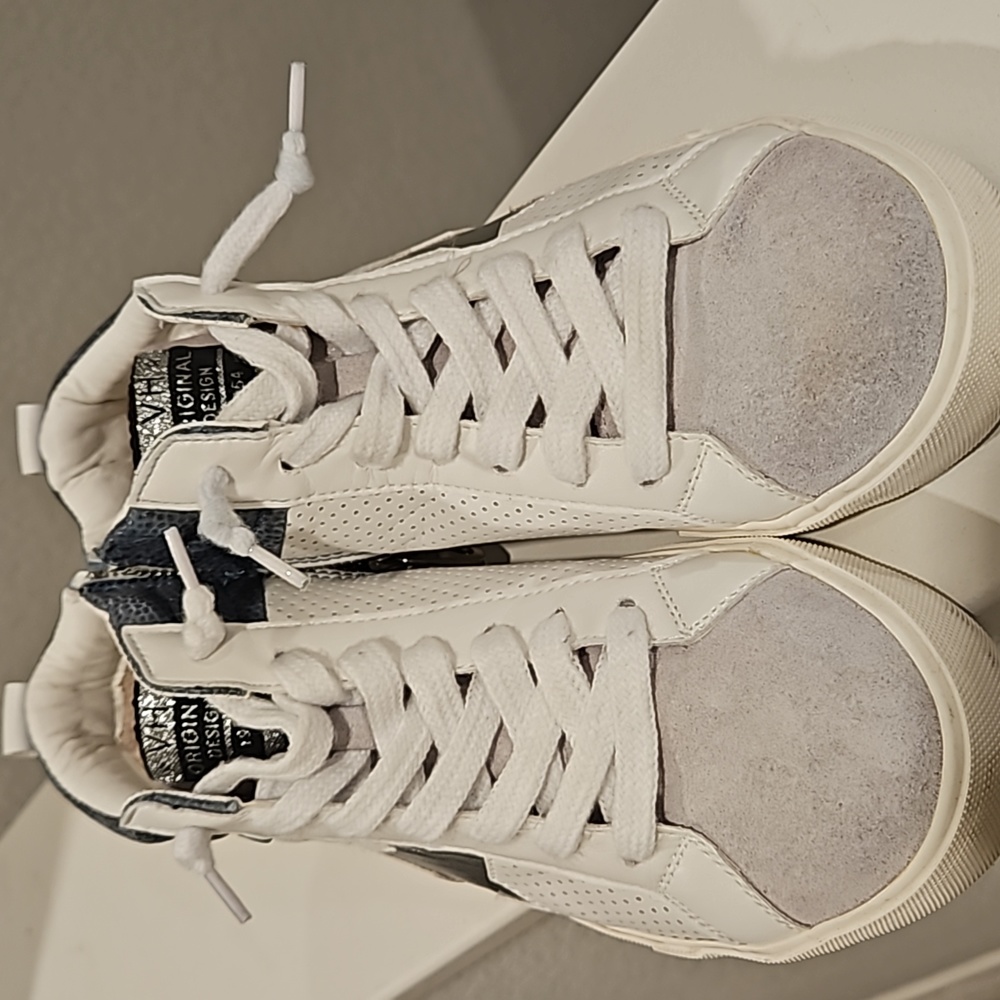 WOMEN'S CASUAL SNEAKERS